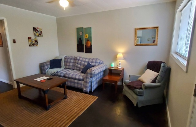 Perfect for Workers or Extended Stays 803C