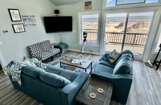 Perfect Getaway on a Limited Access Beach with Wild Horses!