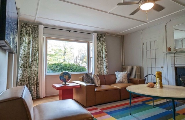 Perfect House In Hillsdale, Brings Friends & Fam