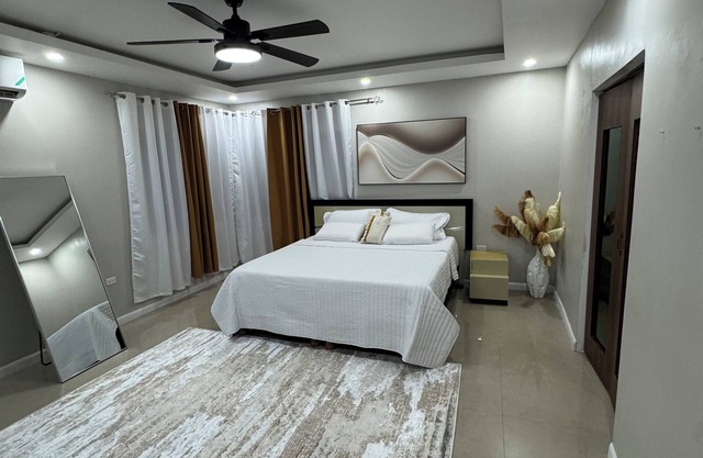 Perfect Stay JA – Stylish 1-Bedroom in Westgate Hills, Montego Bay sea view Gym