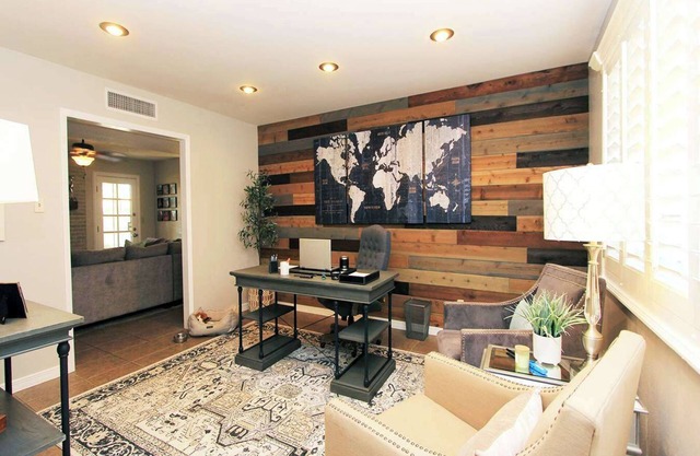 Pet friendly. Cozy 3-BR home with office, fitness room, laundry in El Paso