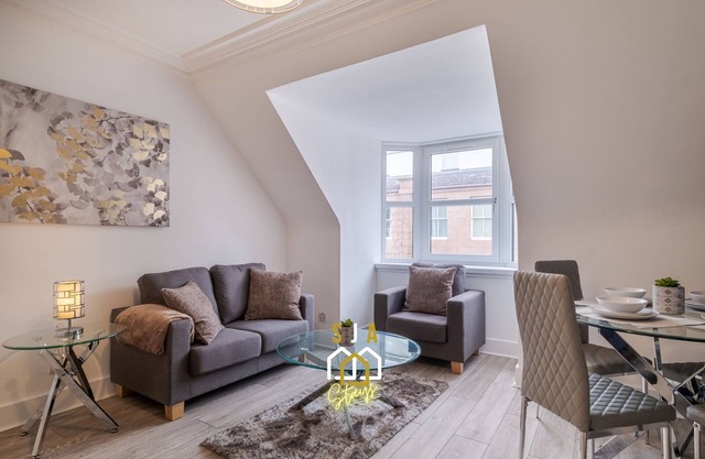 Peterhead Stay-SJA Stays - Modern 2 Bed Apartment