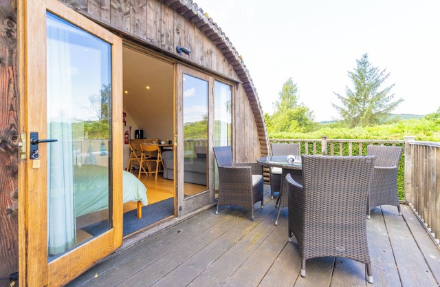 Pod2 Kingfisher Powys River Glamping Pods Builth Wells Wales