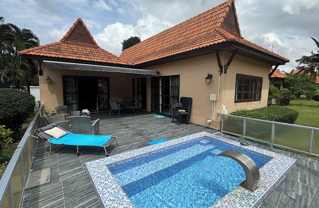 Pool Villa Palmtree Residence