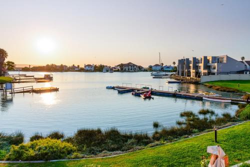 Port Owen Marina by First Private Stays
