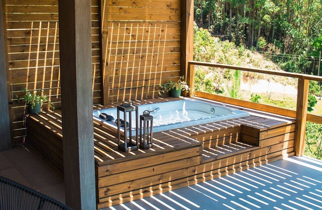 Prana Chalé com Hidromassagem na Serra