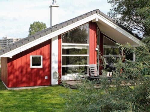 Pretty holiday home with view