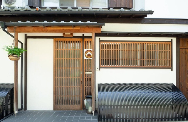 Prime Location - Traditional Japanese Home Away From Home