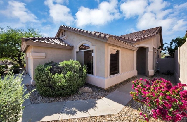 Privacy, Clean, Pickleball, Club House, Hiking, Mountains, Pet Friendly, Family Friendly