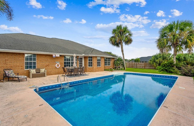 Private Getaway with Pool and Game Room in Pensacola 5 miles from beach.