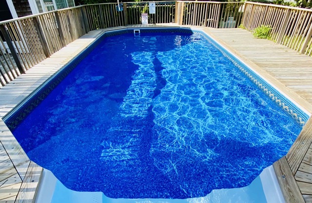 Private Heated Pool, Renovated Luxury 5BD/3BA,A/C, Near Beaches & Nickerson Park