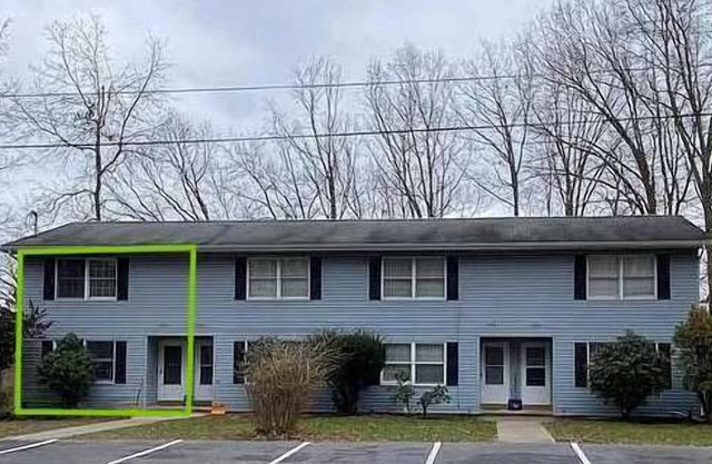 PSU 2br/2ba Townhome w Parking Near Campus & Stadium