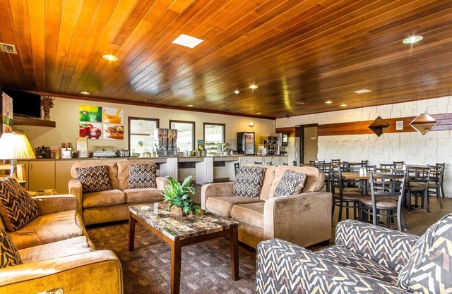 Quality Inn La Crosse North