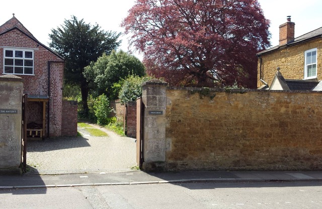 Quiet barn conversion in Castle Cary