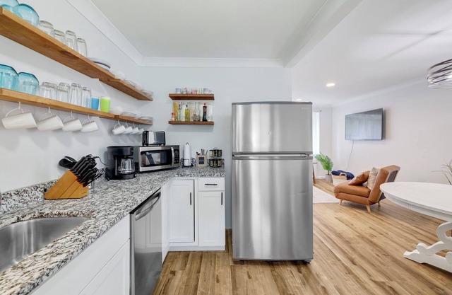 Quiet Escape, Ideal 4 Longer Stays, Fast WiFi