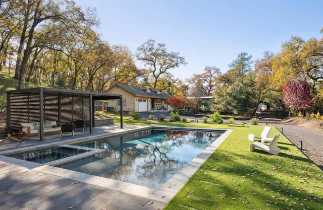 Ravenwood Wine County Retreat w/Pool & Hot Tub!