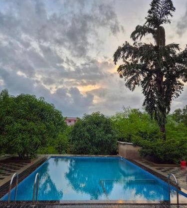 Redstone Naturestay Resort, Khopoli