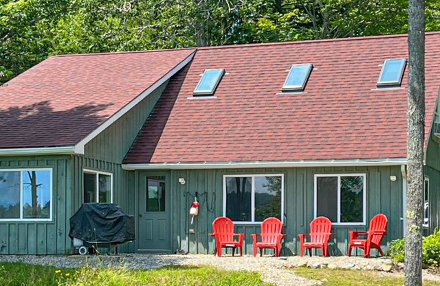 Reeds Way | Cottage in Ellsworth with lake views