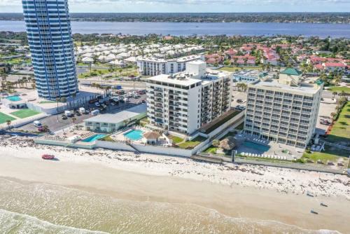 Relax and Chill Beachside Condo