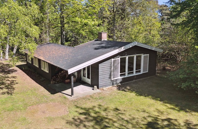 Renovated cottage near forest and beach