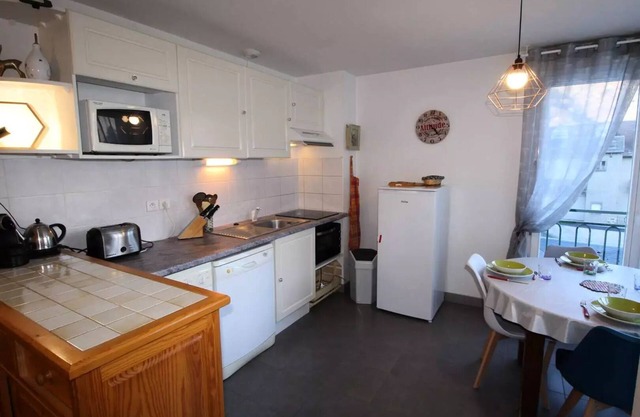 Residence Hotel Des Bains - NEAR LIGHT - 3 PARTS FOR 6 PERS. - PARKING