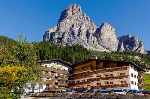 RESIDENCE MIRAMONTI CORVARA