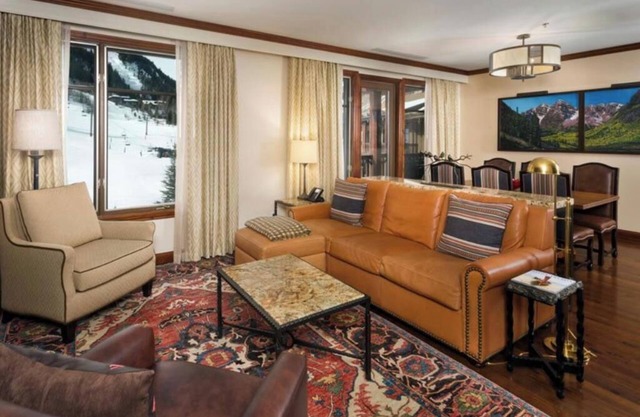 Ritz-Carlton Residence Club 2BR in Aspen Highlands - ski in/ski out, spa & pool!