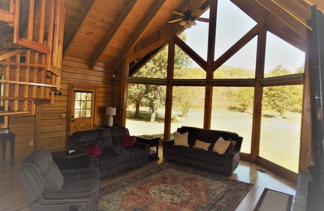 RIVER FRONT Log CABIN - Fishing, Floating, and Fire Pit