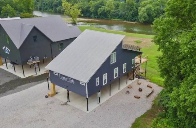 “RIVER TIME” on the CADDO RIVER! Outdoor Oasis!