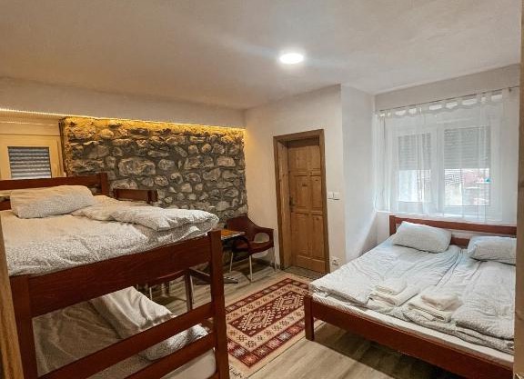 Riverside Guesthouse & Sauna