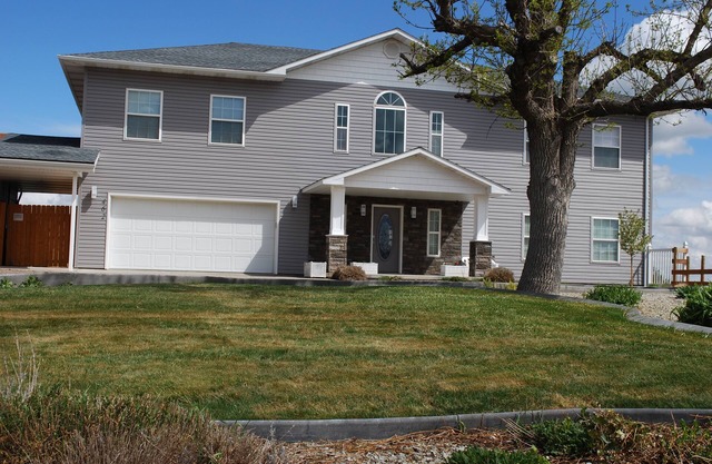 Riverside Retreat - boater's paradise! Private dock on the Snake River.