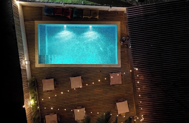 Room between beach and lagoon, in the heart of the village of Assouindé