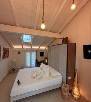 ROOMS,REGGIO AFFITTACAMERE con Bagno Privato, TV, Clima , Wi-Fi