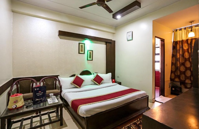 Roomshala 102 Hotel Aerocity