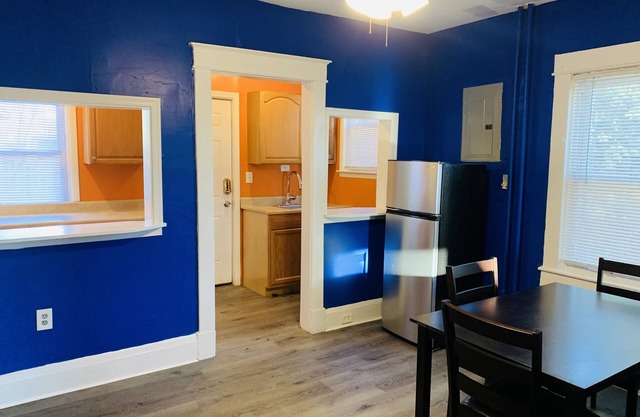 Royalty Homes - College Style 3 bedroom Apartment