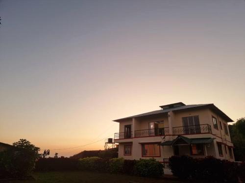 RUDRASHREE VILLA - Besides Valley View