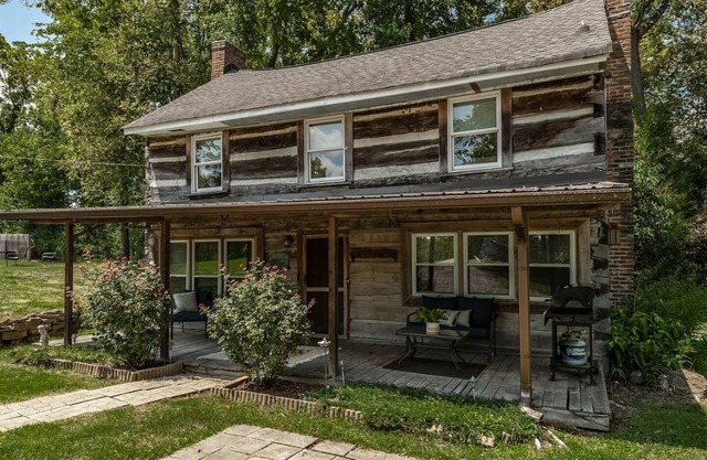 Rustic Cabin | 30 miles from Nashville