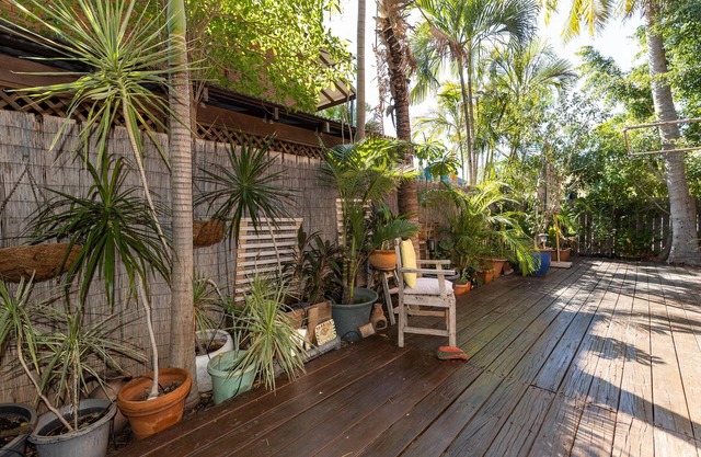 Rustic Charm 3 Bed 2 Bath in The Heart Of Broome