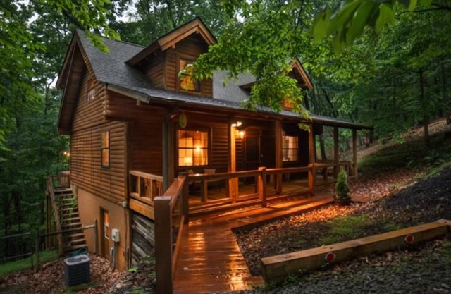 Rustic Mountain Retreat, 3BR, Game Room, Patio, Community w/Amenities