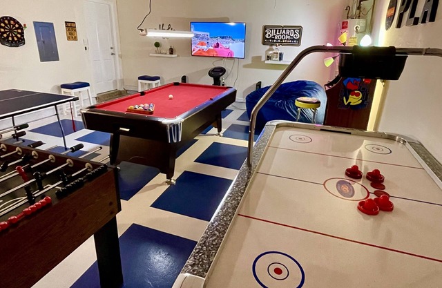 Sail Away- Pool, Huge Game Room, Kareoke & Arcade