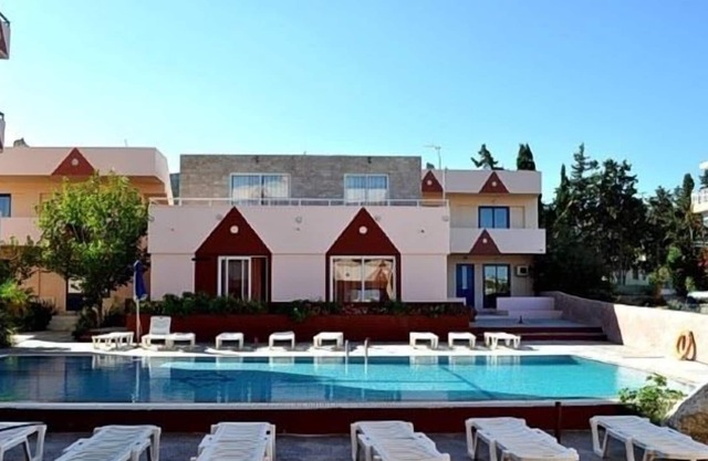 Saint Konstantin Beach Apartments