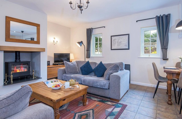 Salar, Holiday Cottage Lawrenny, Sleeps 4, 2 bedrooms, bathrooms