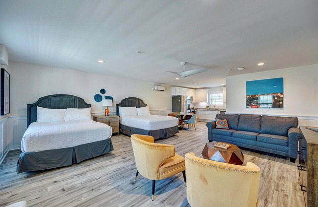 Saltwater Suites, 306 Queen 3rd Floor