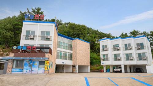 Samcheok sky Pension
