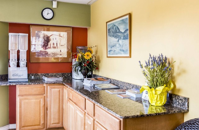 San Luis Inn And Suites