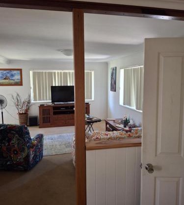 Sandi's Home 2 Bedrooms