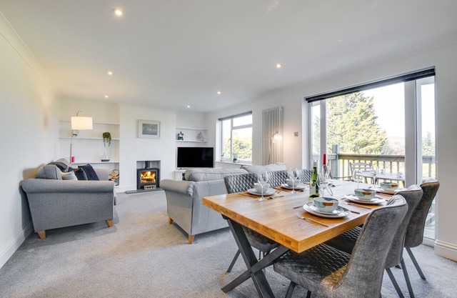 Sandpipers - Three Bedroom House, Sleeps 6