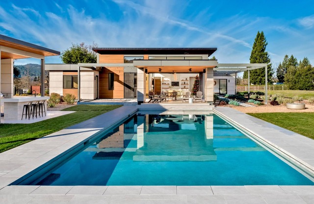 Sandstone Estate | Sonoma Wine Country Luxury Estate w/Heated Pool & Walk to Wineries!