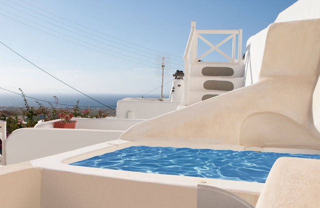 Santorini Finikia Oia Cave House