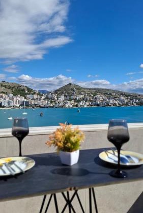 Sarandë TopView Apartment Portside